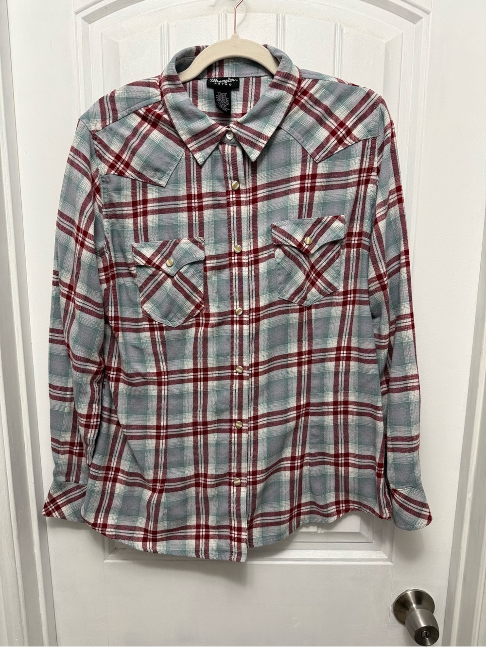 Wrangler Retro Large Men’s Long Sleeve Pearl Snap Green Blue Red Plaid (47-11)